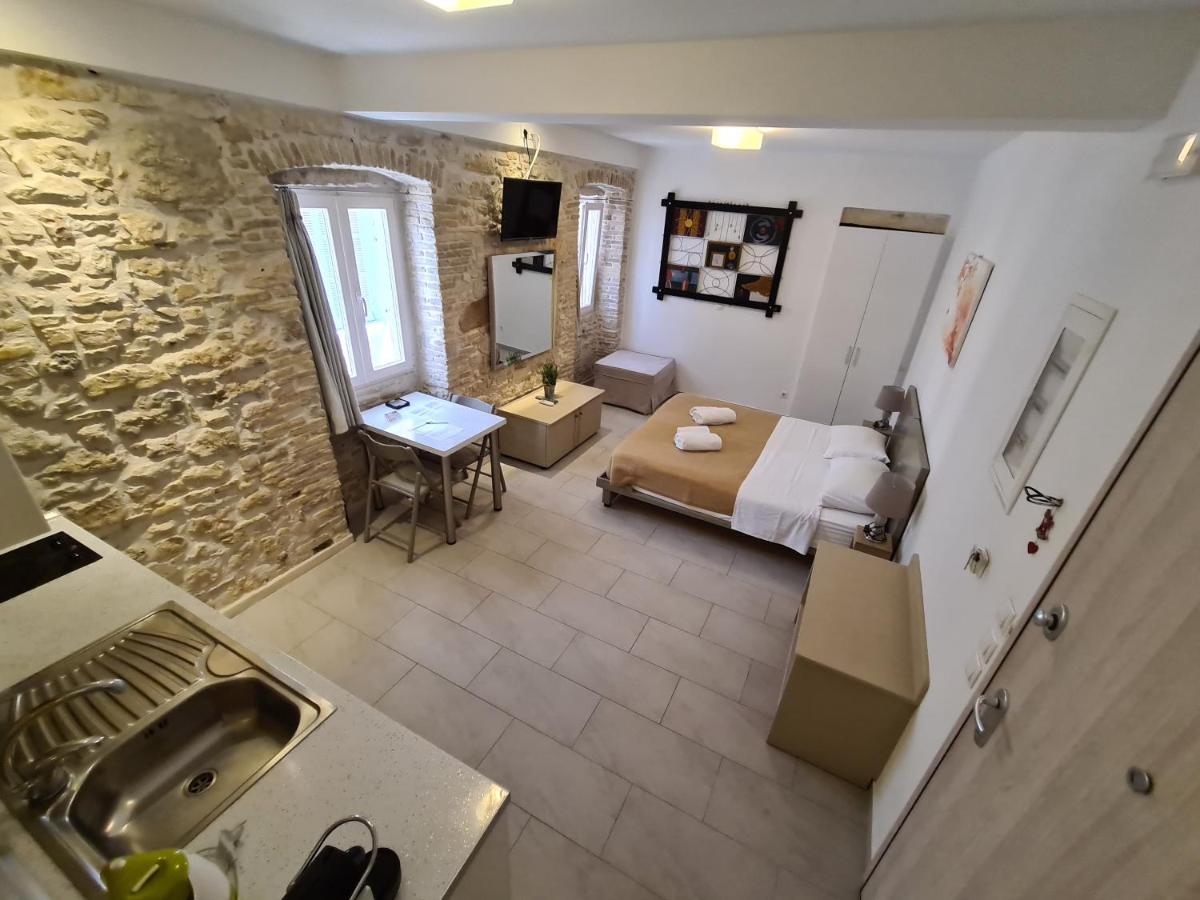 Nj Corfu Boutique Apartments Eksteriør billede